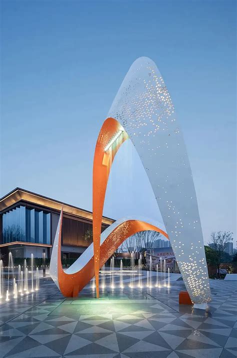广场创意玻璃钢景观小品雕塑