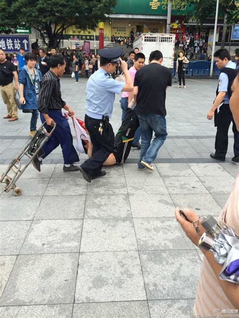 广州市步行街持刀伤人事件