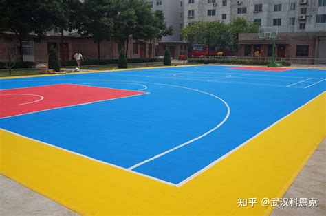 广西篮球场悬浮地板的铺设方法