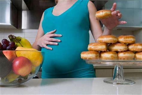 怀孕初期可以吃话梅糖么