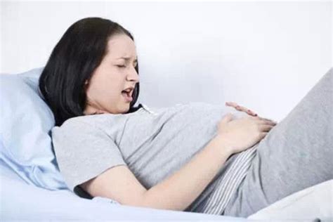 怀孕第一周肚子胀是怎么回事