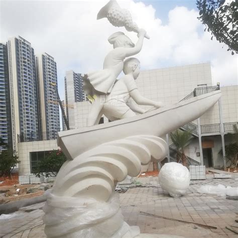 惠州玻璃钢人物雕塑代理
