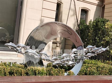 房地产玻璃钢景观雕塑设计