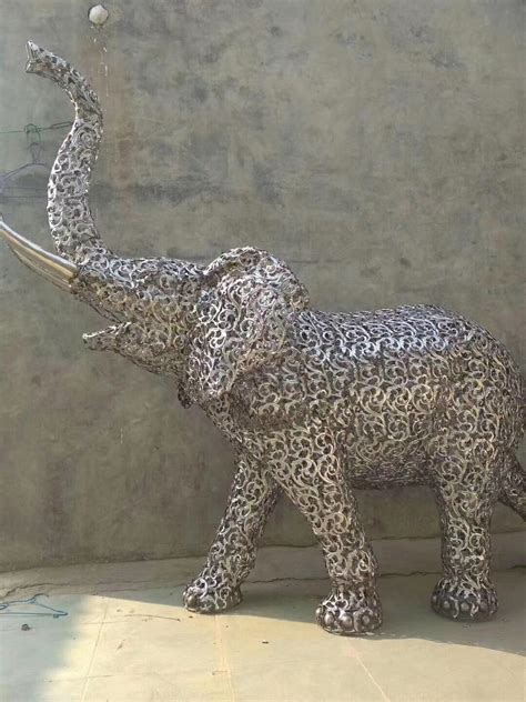 抽象动物大象雕塑
