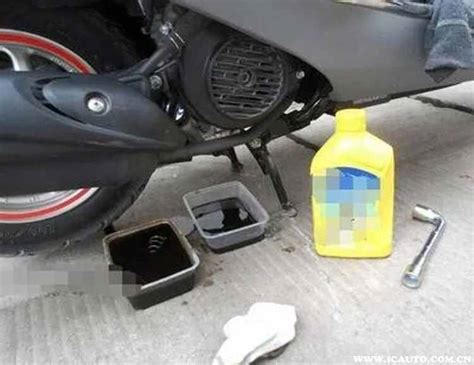 摩托车换普通机油