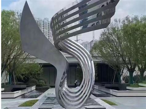 新乡抽象校园玻璃钢雕塑