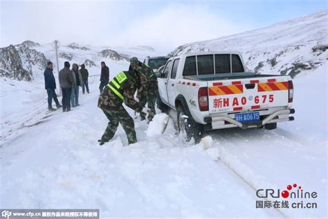 新疆阿勒泰遇罕见暴雪