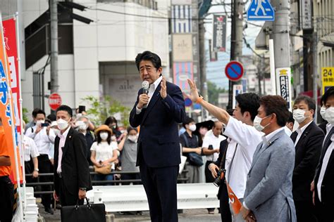 日本政客不再街头演讲