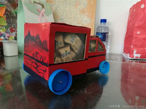 旧纸盒做简单小汽车