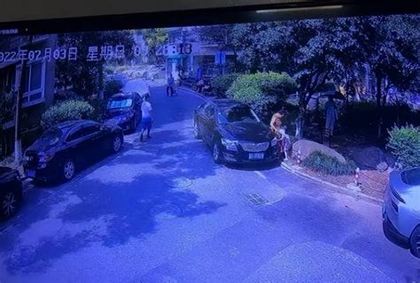 杭州五岁女孩从5楼坠落