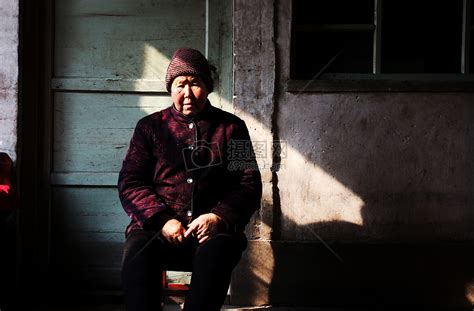 杭州65岁独居老人去世