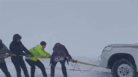极寒天气致新疆阿勒泰7名工人遇难事故教训