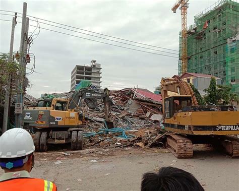 柬埔寨7层大楼倒塌