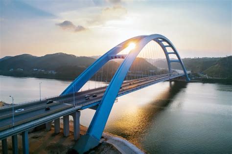 柳州官塘桥下山泉水取水点