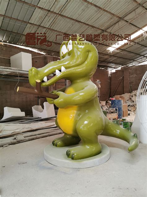 桂林小区玻璃钢雕塑公司