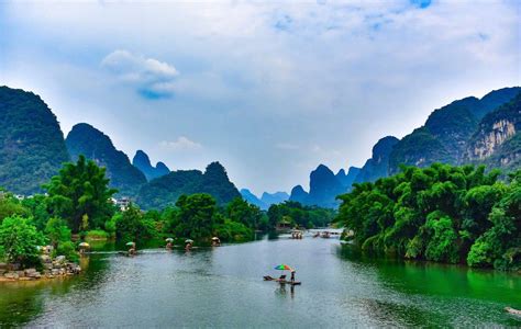桂林龙河水底图片