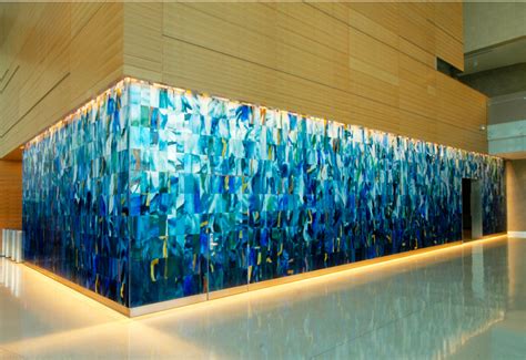 梅州市艺生玻璃装饰工程