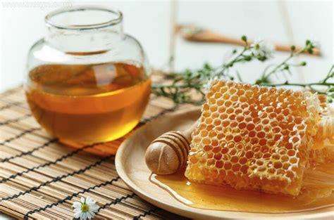 梦见别人取蜂蜜是什么意思