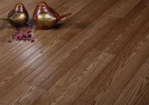 欣达木地板是几线品牌