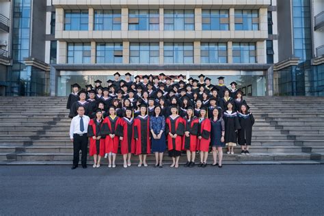 武汉传媒学院毕业照在哪里看