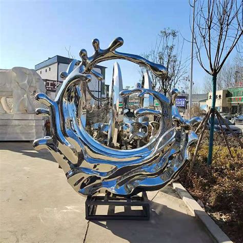武汉镜面不锈钢雕塑生产
