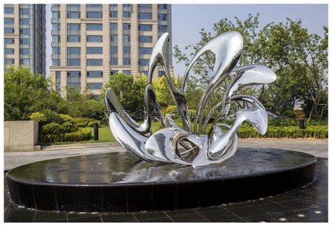 江苏商业地产玻璃钢雕塑有哪些