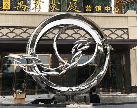 沧州商场不锈钢雕塑安装
