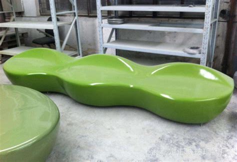 河池玻璃钢座椅雕塑公司
