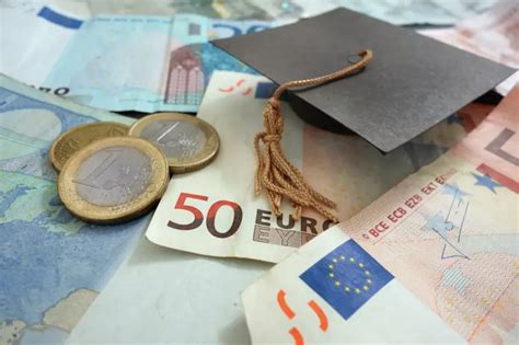 法国留学补贴如何申请