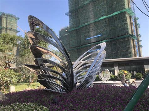 济南不锈钢公园景观雕塑设计