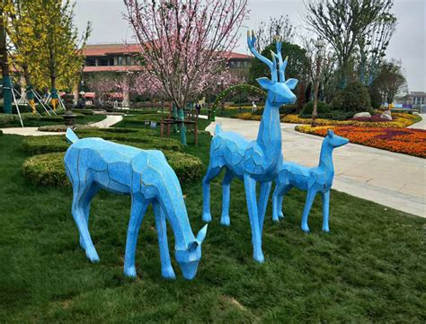 济南动物玻璃钢雕塑工厂