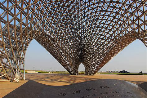 浙江钢结构艺术造型景观雕塑