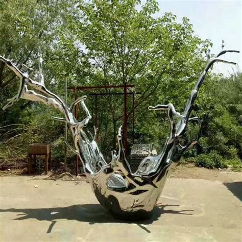 湖南公园景观抽象雕塑