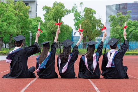 湘潭大学生毕业照片