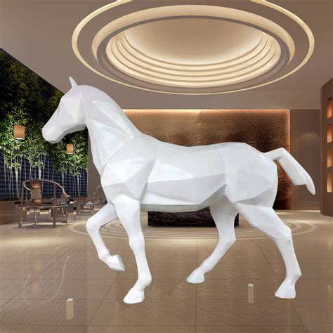 滁州玻璃钢马雕塑