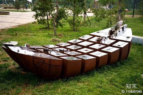 现代雕塑船