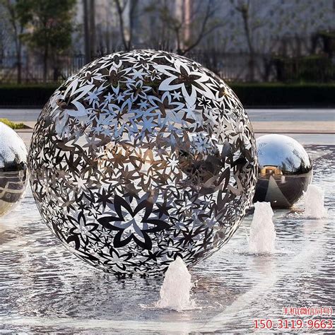 玻璃钢大型镂空球雕塑
