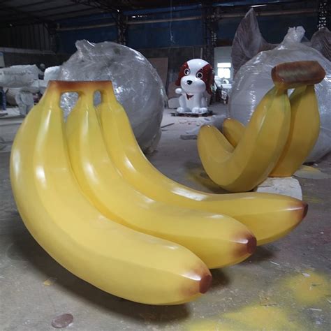 玻璃钢香蕉雕塑工程
