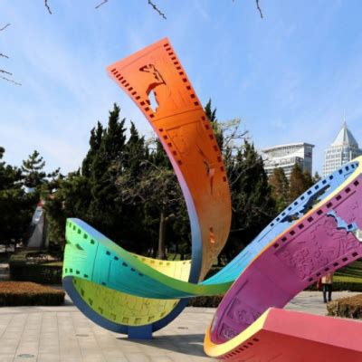 甘肃公园玻璃钢雕塑定制