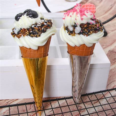 甜筒冰淇淋模型摆件