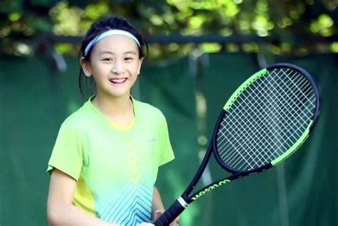 田亮女儿在哪里打网球