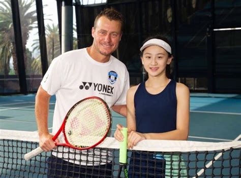 田亮女儿首获网球青少年世界排名
