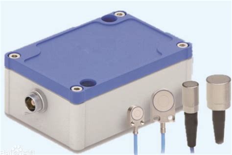 电容式位移传感器测量范围和精度