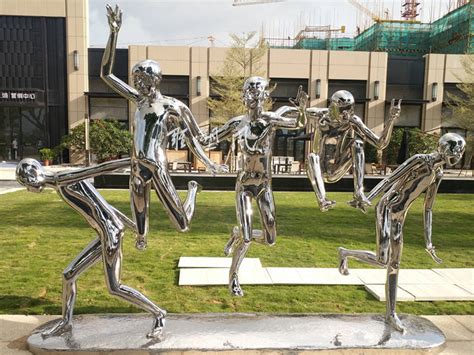 福州大型不锈钢人物雕塑制作