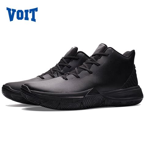 篮球裁判一定需要纯黑色的鞋子吗