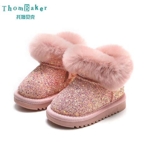 粉色雪地靴寓意