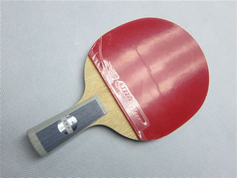红双喜乒乓球拍的材料是进口的么