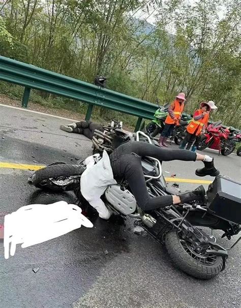 网红摩托车骑士事故死亡 重庆