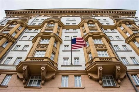 美使馆建议在俄公民快离开美国吗