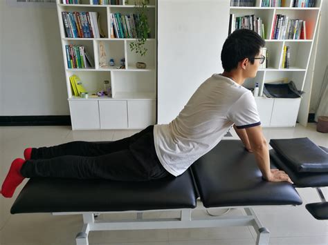腰椎突出锻炼方法
